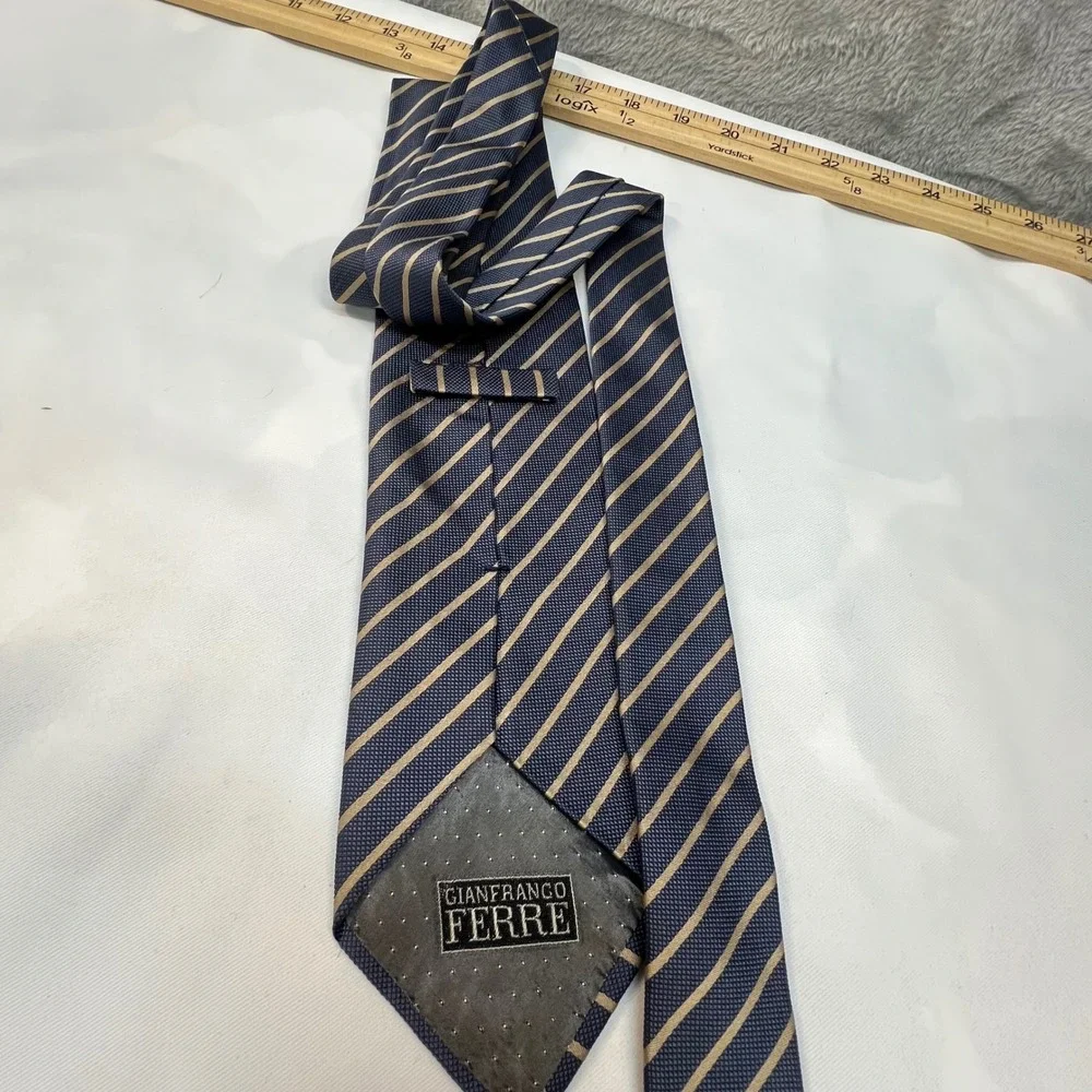 Gianfranco‎ Ferre Silk Tie Blue Gold Diagonal Stripe Made in Italy Mens Necktie